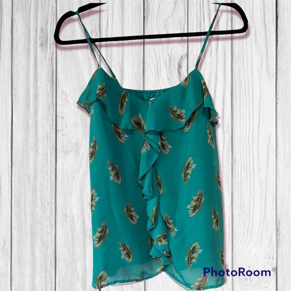 Feather pattern tank top